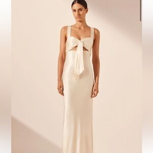 NWT Shona Joy La Lune Bow Tie Maxi Dress - Cream size 6
